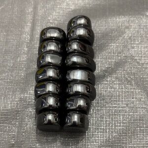 Shiny Black Magnetic Stones
